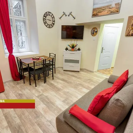 Apartment Little Americas Main Street Budapest